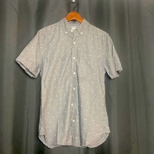 True Craft button down in gray with star print. Stretch fabric
